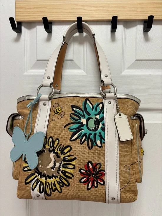 Coach VINTAGE Y2K LIMITED EDITION L053-9447 Straw Floral Bee/Butterfly Tote EUC - Picture 1 of 16